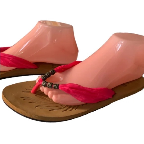 Corkys womens size 10.5/11 boho pink flip-flops - Picture 4 of 9